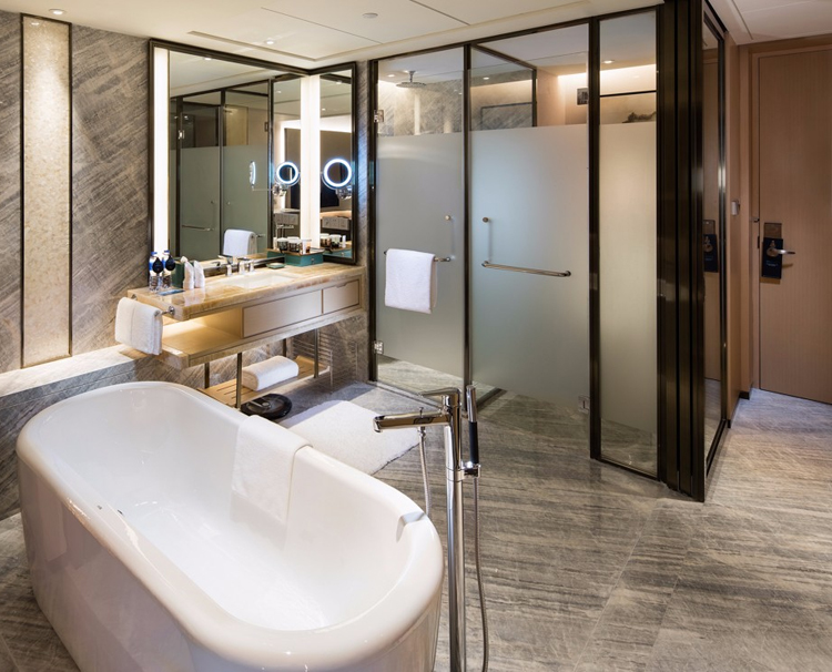 Luxurious bathroom in Hilton Quanzhou China