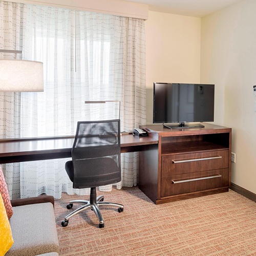Working Station Furniture in Hotel Guestroom