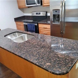 China Cheap Tan Brown Granite Countertop Supplier