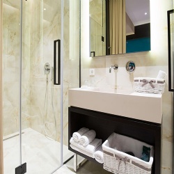 Modern Hospitality Vanity Design Trends