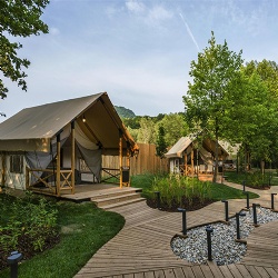 Resort Hotel Tent for Glamping Site Construction